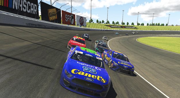 Visit Rubén García Jr., 2° general a 3 puntos del líder de NASCAR México iRacing después de fecha 8 en Kansas  page