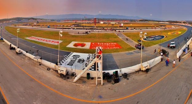 Visit Consideran que NASCAR PEAK será el evento deportivo del año en Chiapas page