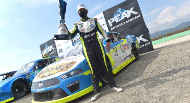 Visit Andrés Pérez de Lara gana el tercer lugar en NASCAR Challenge page