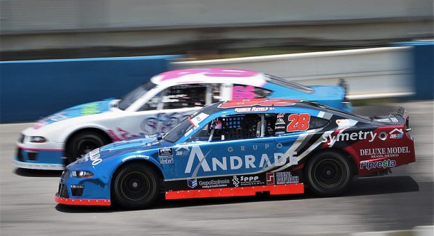 Visit Abandona Rovelo primera fecha de NASCAR PEAK México Series en Chiapas page