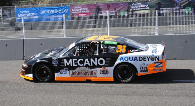 Visit Difícil segunda ronda NASCAR PEAK México Series para Jorge Goeters page