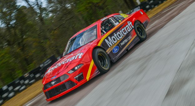Visit El equipo Motorcraft se incorpora a NASCAR PEAK México Series page