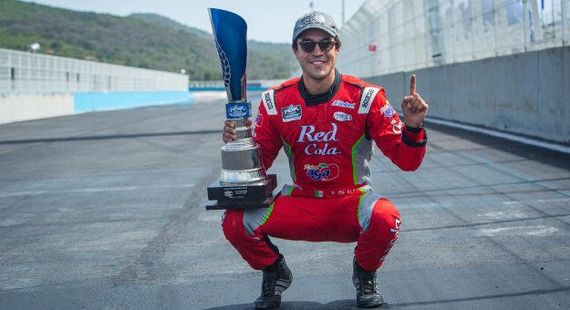 Visit Nueva victoria para Salvador de Alba Jr. y el Sidral Aga Racing Team, en NASCAR PEAK México Series – Puebla page