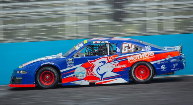 Visit Complicada 3ª fecha para Julio Rejón y el Núcleo GÜD GGG Mothers en NASCAR PEAK México Series page