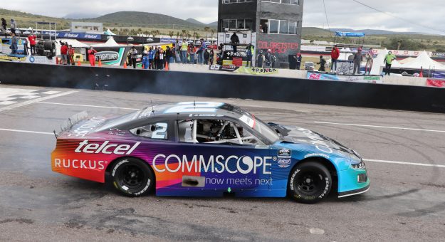 Visit Abraham Calderón de Commscope ganó el Gran Premio Canel’s page