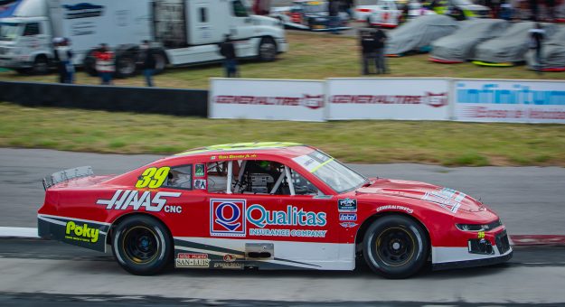Visit Víctor Barrales Jr. rescató Top-10 de NASCAR Challenge en casa page