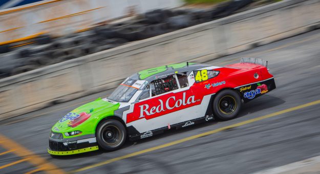 Visit La pole en NASCAR PEAK fue para el tapatío Salvador de Alba Jr. page