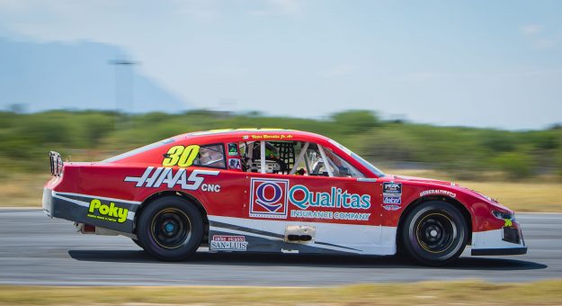 Visit Víctor Barrales Jr., a un paso del Top-10 de Nascar Challenge en Monterrey page