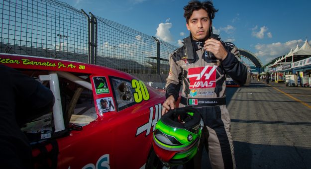 Visit Víctor Barrales Jr., de vuelta a Aguascalientes para la fecha 8 de NASCAR Challenge page