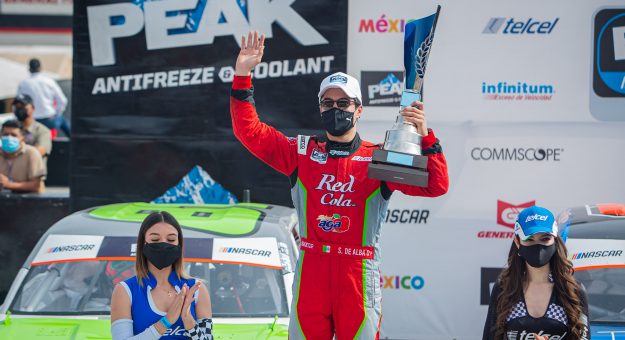 Visit Pese a contacto, Salvador De Alba Jr. y el Sidral Aga Racing Team rescatan el 2º puesto en San Luis Potosí page