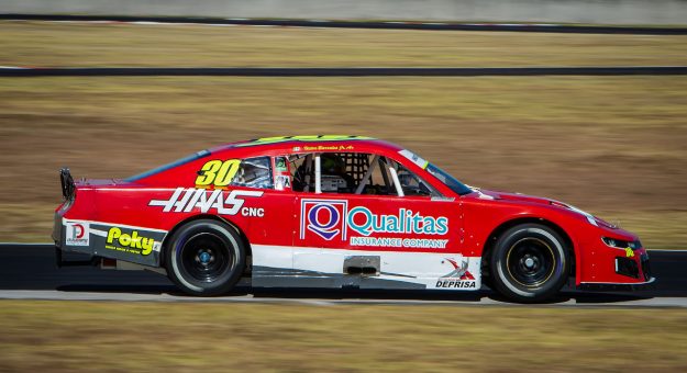 Visit Víctor Barrales Jr. cerró con par de Top-10 la temporada 2021 de NASCAR Challenge page