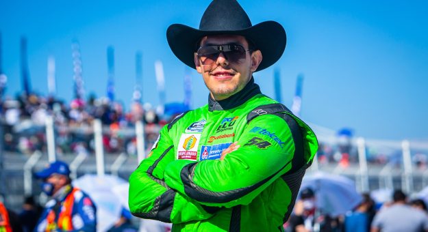 Visit OMAR JURADO, ARRANCARÁ TEMPORADA 2022 DE NASCAR MÉXICO CON DEDICATORIA ESPECIAL page