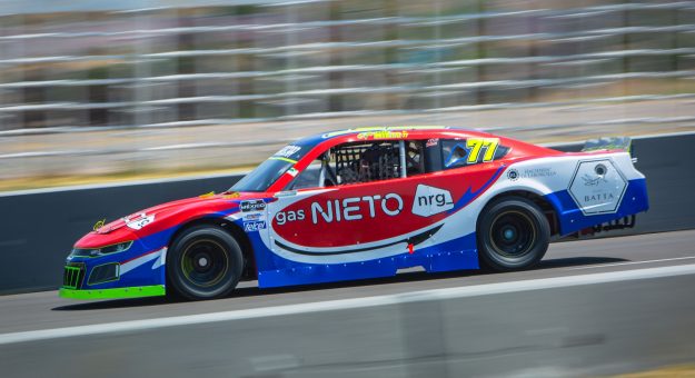 Visit GERARDO NIETO OBTIENE LA PRIMERA POLE EN NASCAR CHALLENGE page