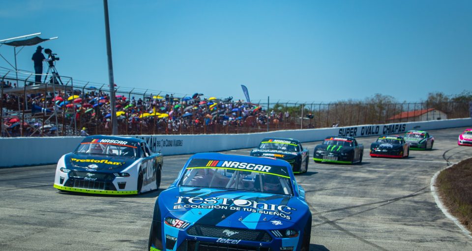 2)nascar Mexico Y Challenge