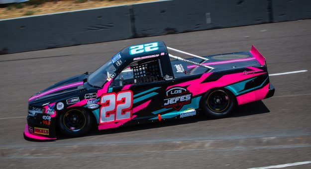 Visit EMIR GONZÁLEZ, A DESAFIAR “EL DORADO SPEEDWAY” EN LA NOCTURNA DE TRUCKS MÉXICO SERIES page