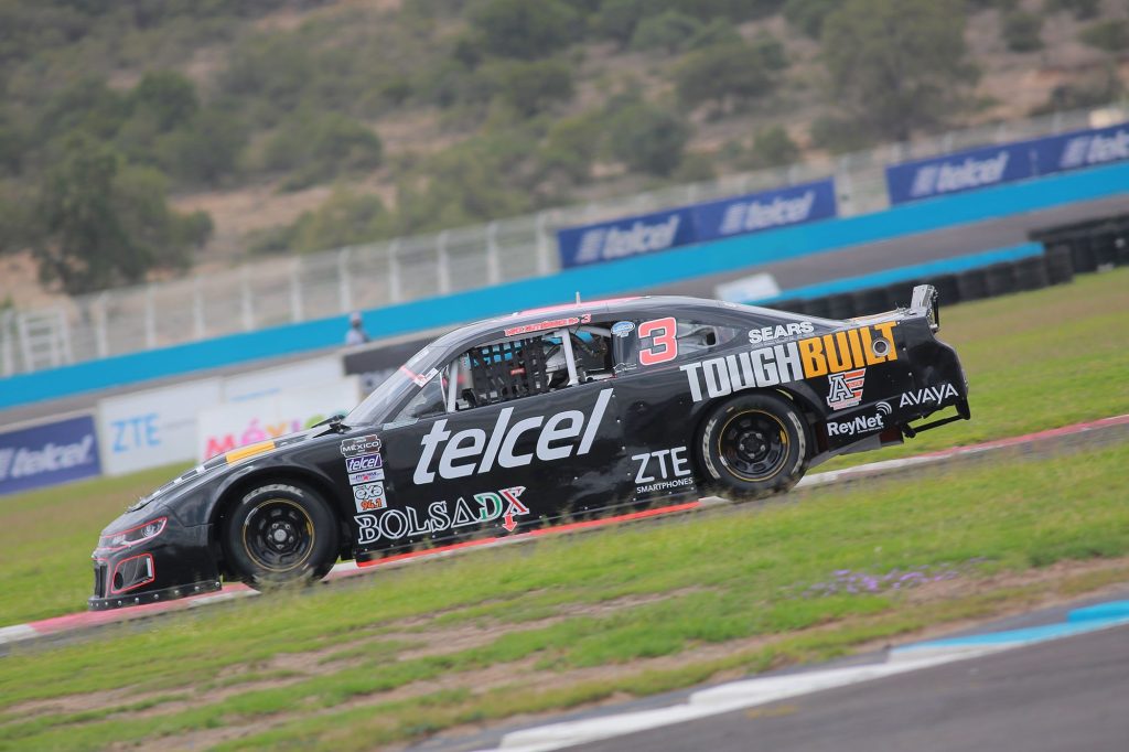 51) Max Gutierrez 2do Lugar Nascar Mexico