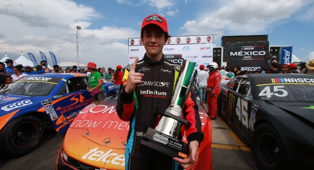 Visit ANDRES PEREZ DE LARA IMPARABLE EN PUEBLA, SE LLEVO LA NASCAR CHALLENGE page