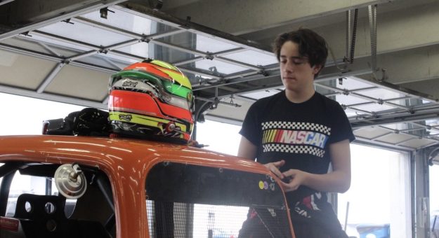 Visit ANDRES PÉREZ DE LARA Y ELOY SEBASTIÁN LÓPEZ, PARTICIPAN EN LA FINAL DEL SUMMER SHOOTOUT page