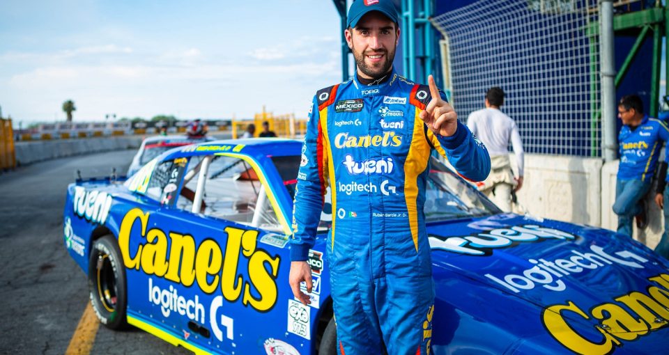 5) Ruben Garcia Pole Nascar Mexico