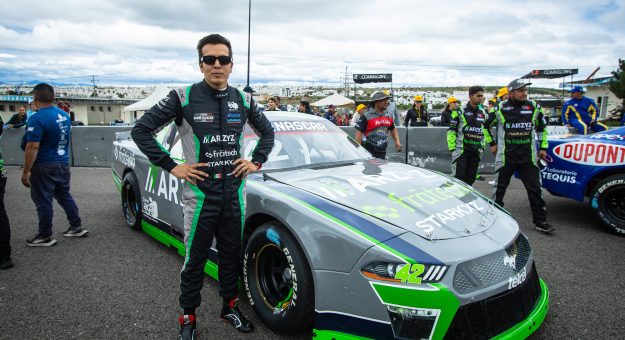 Visit EN QUERÉTARO, ENRIQUE BACA SUFRIÓ UN DURO GOLPE DURANTE LA 9NA FECHA DE NASCAR MÉXICO SERIES page