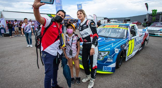 Visit ALESSANDROS RACING, CONVIVIRÁ CON LOS AFICIONADOS ESTE FIN DE SEMANA EN EL “NASCAR MEXICO PARADE” page