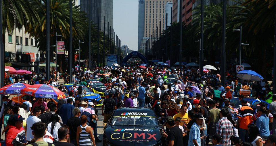 Parade Ok 1