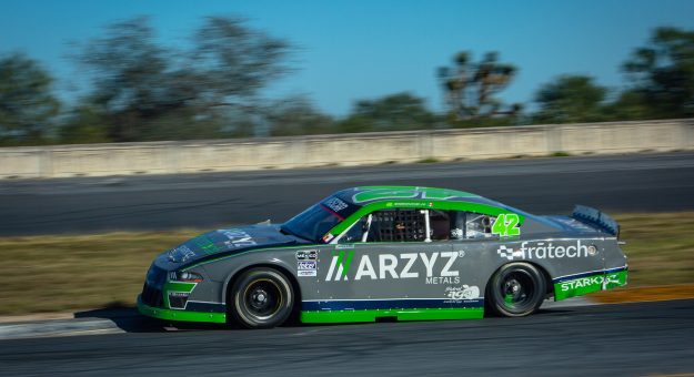 Visit PODIO EN CASA, PARA ENRIQUE BACA Y LA ESCUDERÍA MARZAL EN SEMIFINAL DE NASCAR MÉXICO page