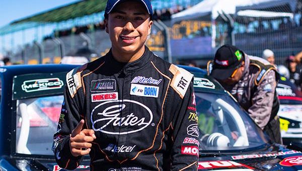 Visit ELOY SEBASTIÁN BUSCA EL TÍTULO DE TRUCKS MÉXICO EN AMOZOC page