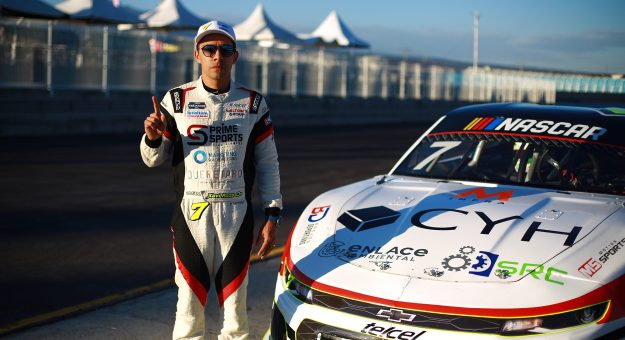 Visit SE QUEDA XAVIER RAZO CON LA “POLE” PARA EL GRAN PREMIO RED COLA. FECHA 12 DE NASCAR MEXICO EN PUEBLA page