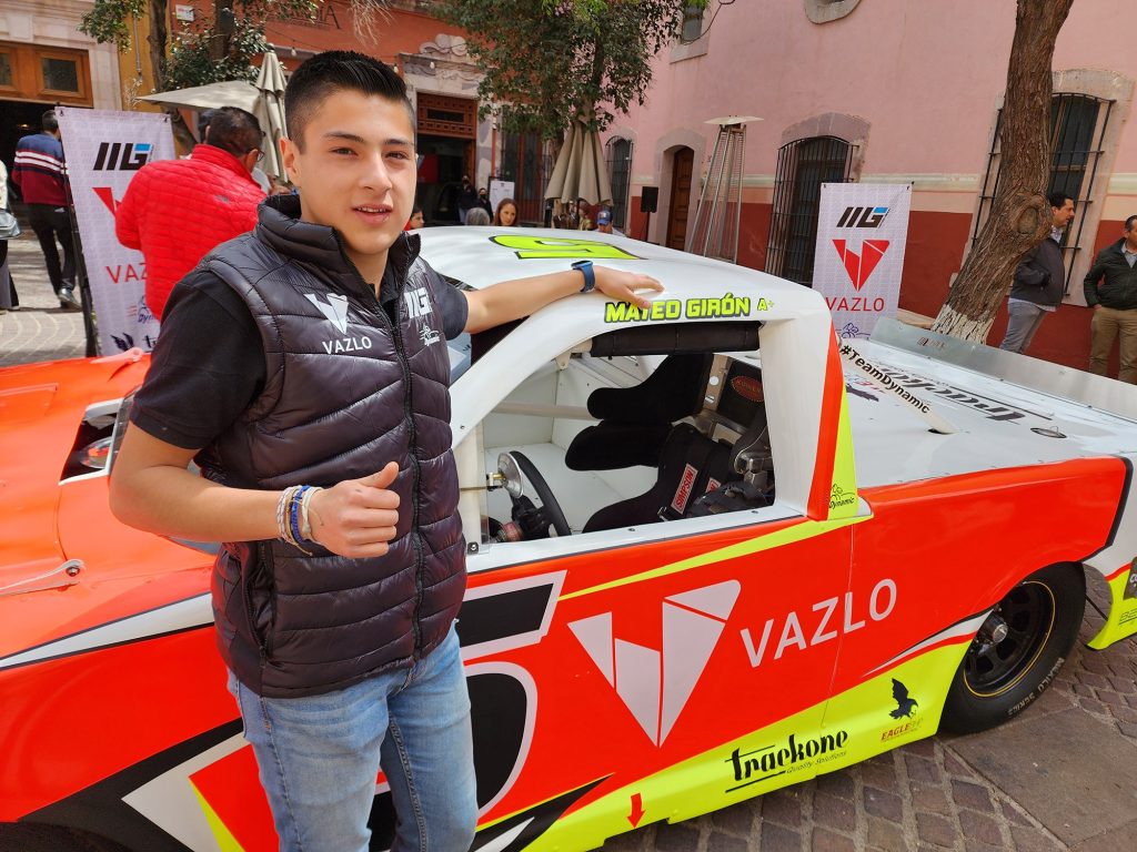 Mateo Girón 23