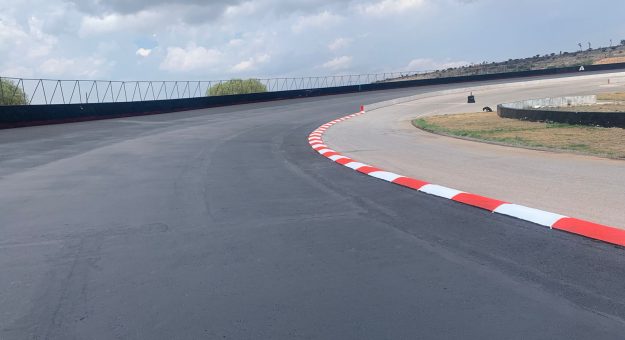 Visit SE REALIZÓ UN REMOZAMIENTO TOTAL DE SÚPER ÓVALO POTOSINO, PARA LA COMMSCOPE 200 SEGUNDA FECHA DE NASCAR MÉXICO page