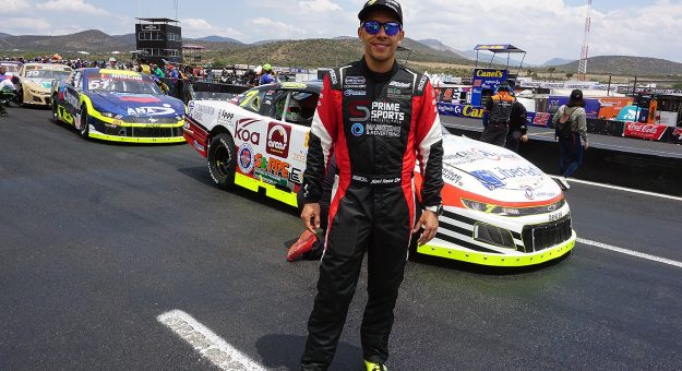Visit XAVI RAZO ES SUBLÍDER EN EL CAMPEONATO DE PILOTOS NASCAR MÉXICO page