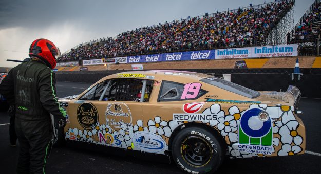 Visit RODRIGO REJÓN, AL DORADO SPEEDWAY POR LA “CHIHUAHUA 240” DE NASCAR MÉXICO SERIES page