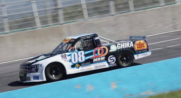 Visit ALONSO SALINAS QUIERE SUBIRSE AL PODIO EN MONTERREY page