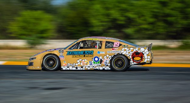 Visit RODRIGO REJÓN, QUIERE VOLVER A LA ZONA DE PLAYOFFS DE NASCAR CHALLENGE EN S.L.P. page