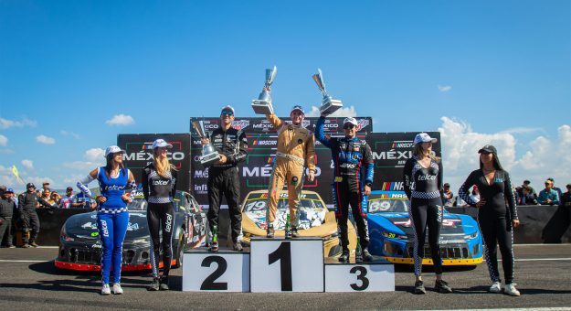 Visit RODRIGO REJÓN, SE ADUEÑÓ DEL SÚPER ÓVALO POTOSINO EN NASCAR CHALLENGE page