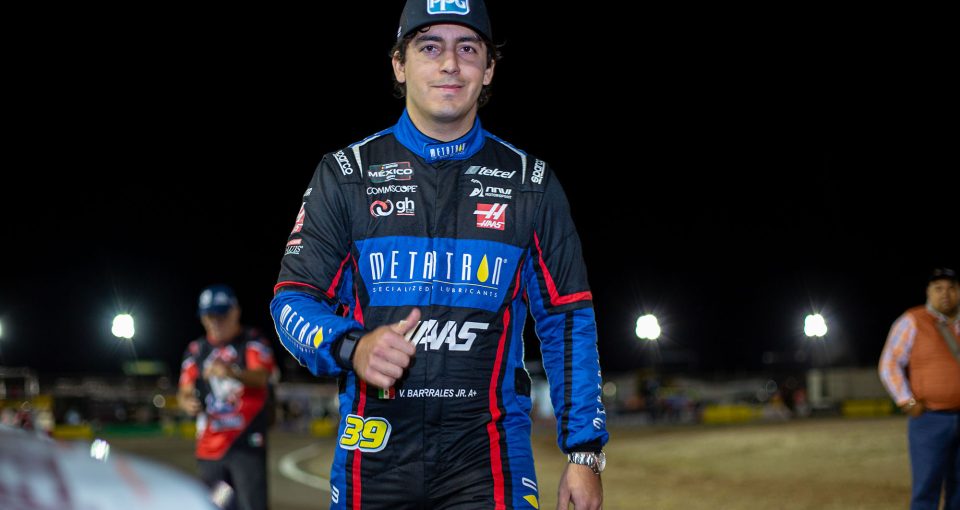 Víctor Barrales 01