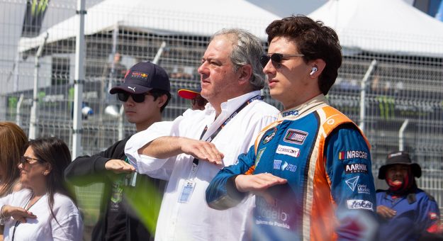 Visit ESTÁ LISTO CAR MOTION PARA PELEAR POR PRIMERA VEZ EL CAMPEONATO DE NASCAR MÉXICO page
