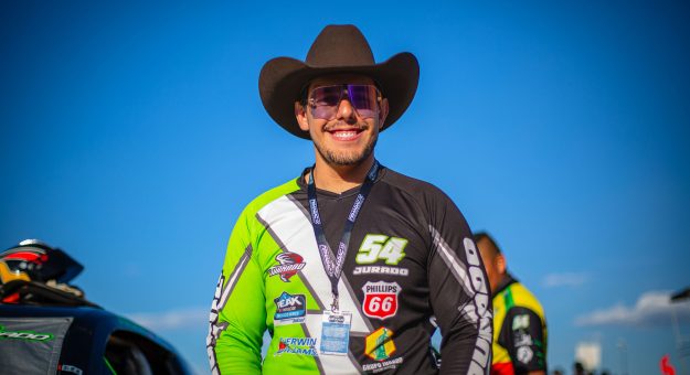 Visit OMAR JURADO, POR UN CIERRE ESPECTACULAR DE NASCAR MÉXICO EN EL HERMANOS RODRÍGUEZ EN ELSPEEDFEST page
