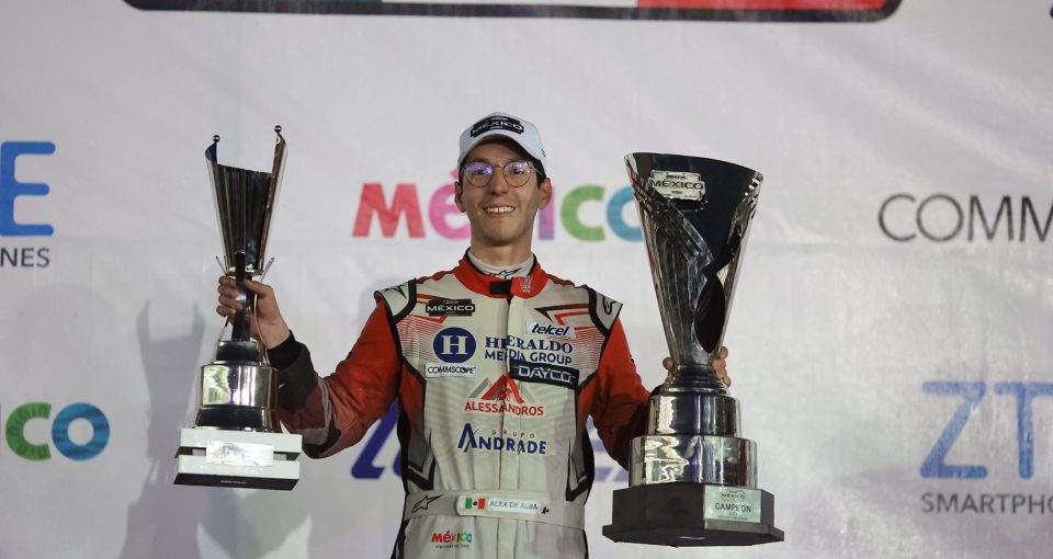 Alex De Alba 01