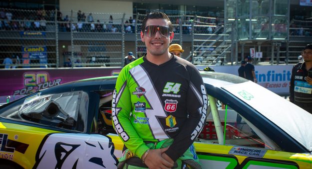 Visit CONTACTO ARREBATÓ CIERRE IMPORTANTE A OMAR JURADO, EN NASCAR MÉXICO 2023 page