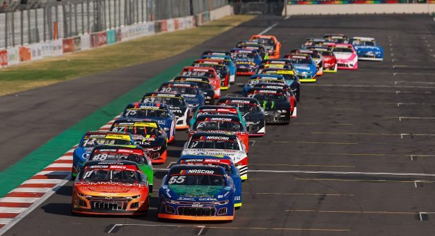Visit LA MERCADOTECNIA DE LA MANO CON NASCAR page