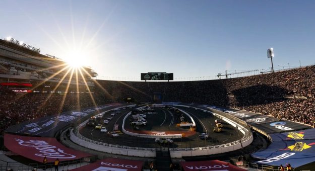 Visit ESTE ES EL RECINTO DONDE CORRERÁ NASCAR MÉXICO EL 4 DE FEBRERO page