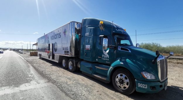 Visit ESTÁ EN LA FRONTERA LA CARAVANA QUE TRANSPORTA LOS AUTOS DE NASCAR MÉXICO A LOS ÁNGELES page