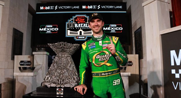 Visit DANIEL SUÁREZ GANA LA “KING TACO: LA BATALLA EN EL COLISEO” page