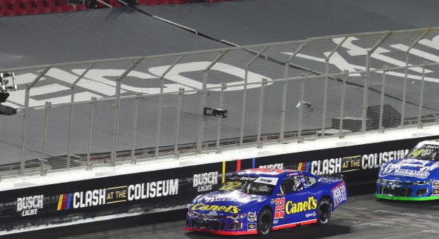 Visit SANTIAGO TOVAR SE LLEVA UN GRAN RESULTADO DEL MEMORIAL COLISEUM page