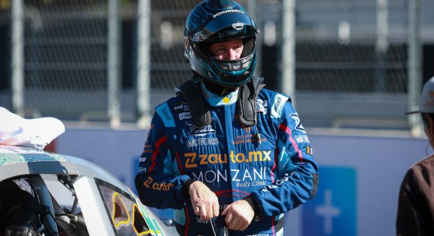 Visit COMIENZA TEMPORADA EL Z RACING TEAM page