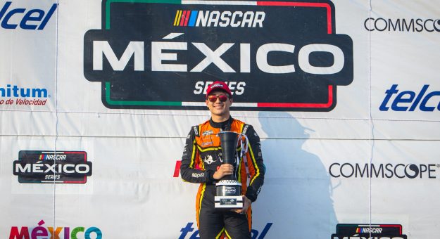 Visit ANDRIK DIMAYUGA LLEGA A LA NOCTURNA DE CHIHUAHUA, COMO LÍDER DE NASCAR CHALLENGE page