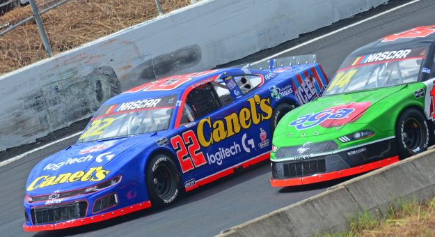 Visit SANTIAGO TOVAR A MEJORAR EN CARRERA NOCTURNA “CHIHUAHUA 240” DE NASCAR MÉXICO page