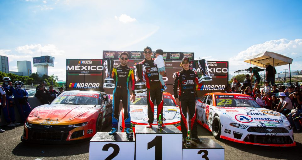 Podio Nascar Mexico